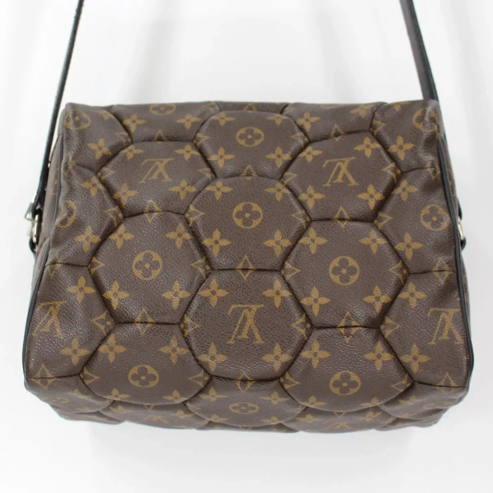 Louis Vuitton Monogram Hexagan Macassar Quilted Travel Tote Bag Brown Tan RARE